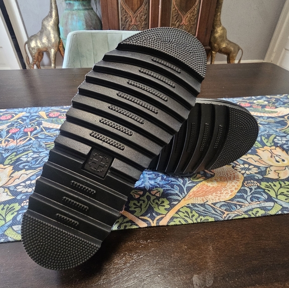 NEW!! Dr. Martens BLAIRE PINK STRAP SANDALS Size 8 Ladies - Picture 5 of 6